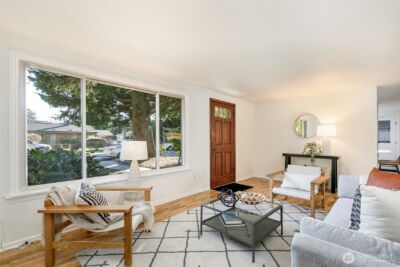 12343 11th Avenue NE, Seattle, WA 98125 - Photo 5