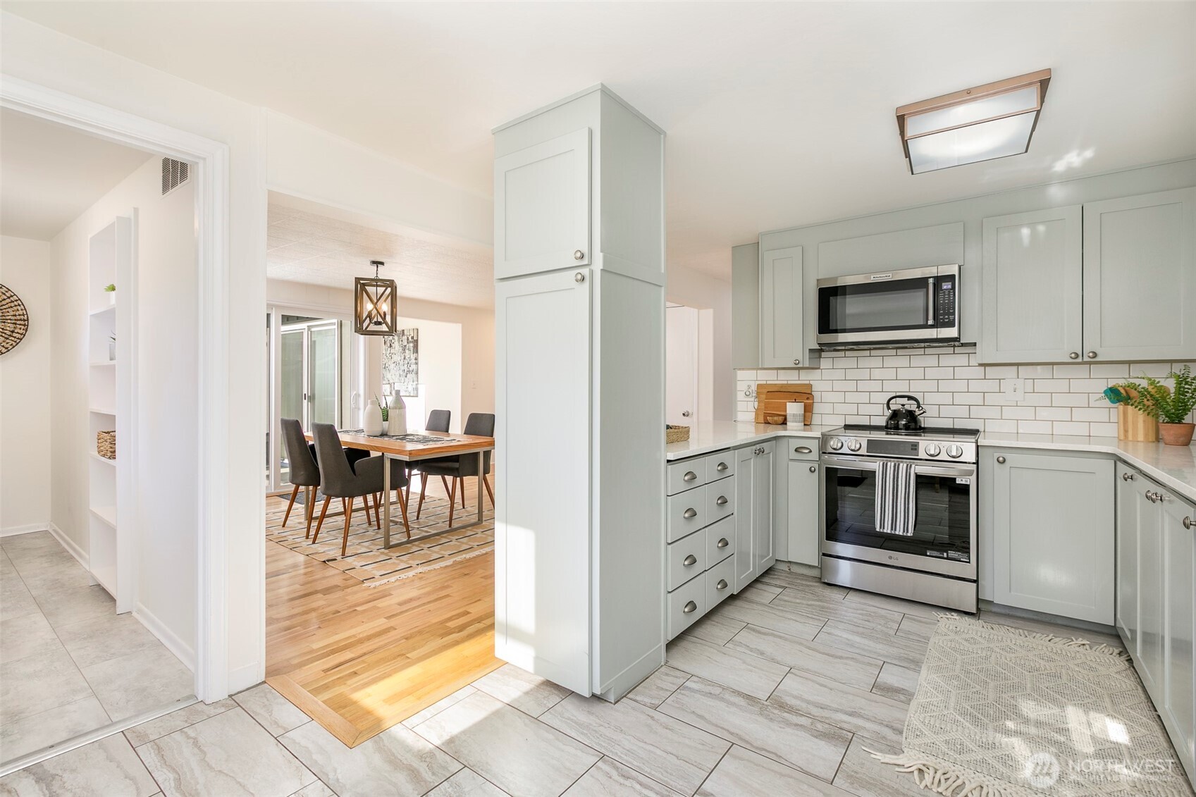 12343 11th Avenue NE, Seattle, WA 98125