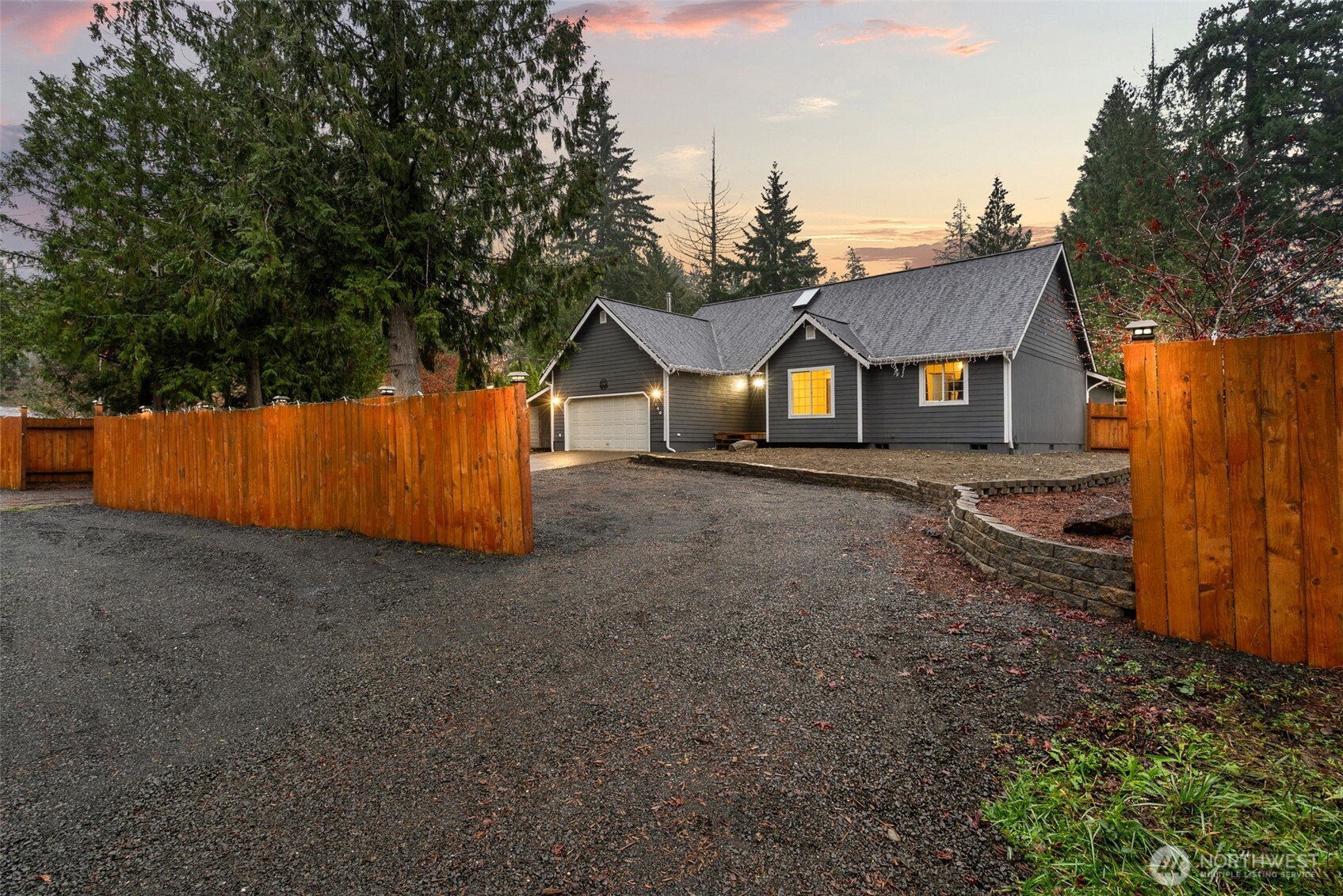 140 E Timberlake Drive , Shelton, WA 98584