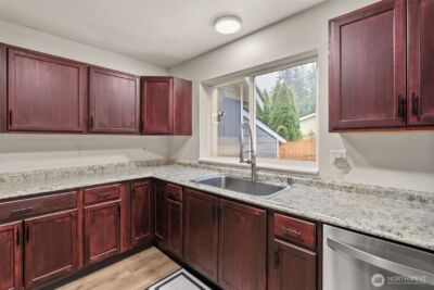 140 E Timberlake Drive , Shelton, WA 98584 - Photo 10