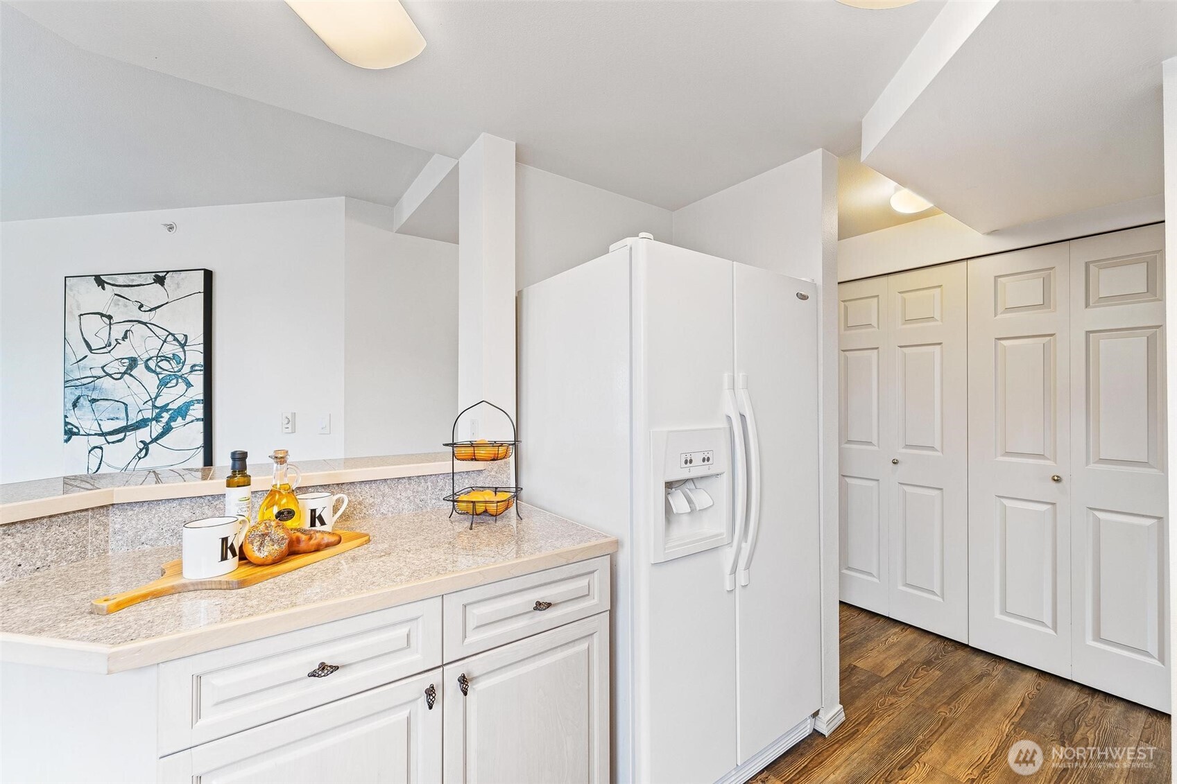 15020 Bothell Way NE #502, Lake Forest Park, WA 98155