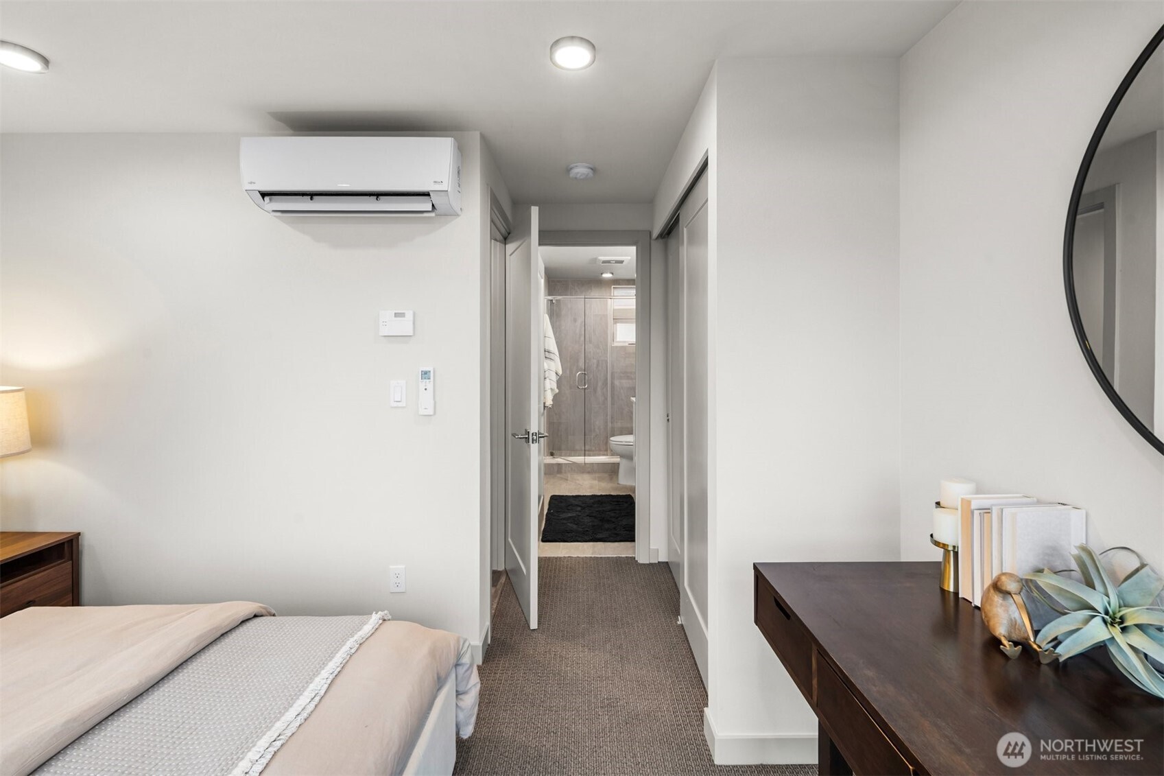 728 N 43rd Street , Seattle, WA 98103