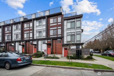 728 N 43rd Street , Seattle, WA 98103 - Photo 26