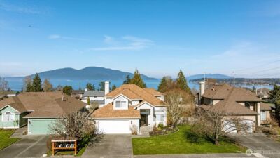 3608 W 4th Street , Anacortes, WA 98221 - Photo 2