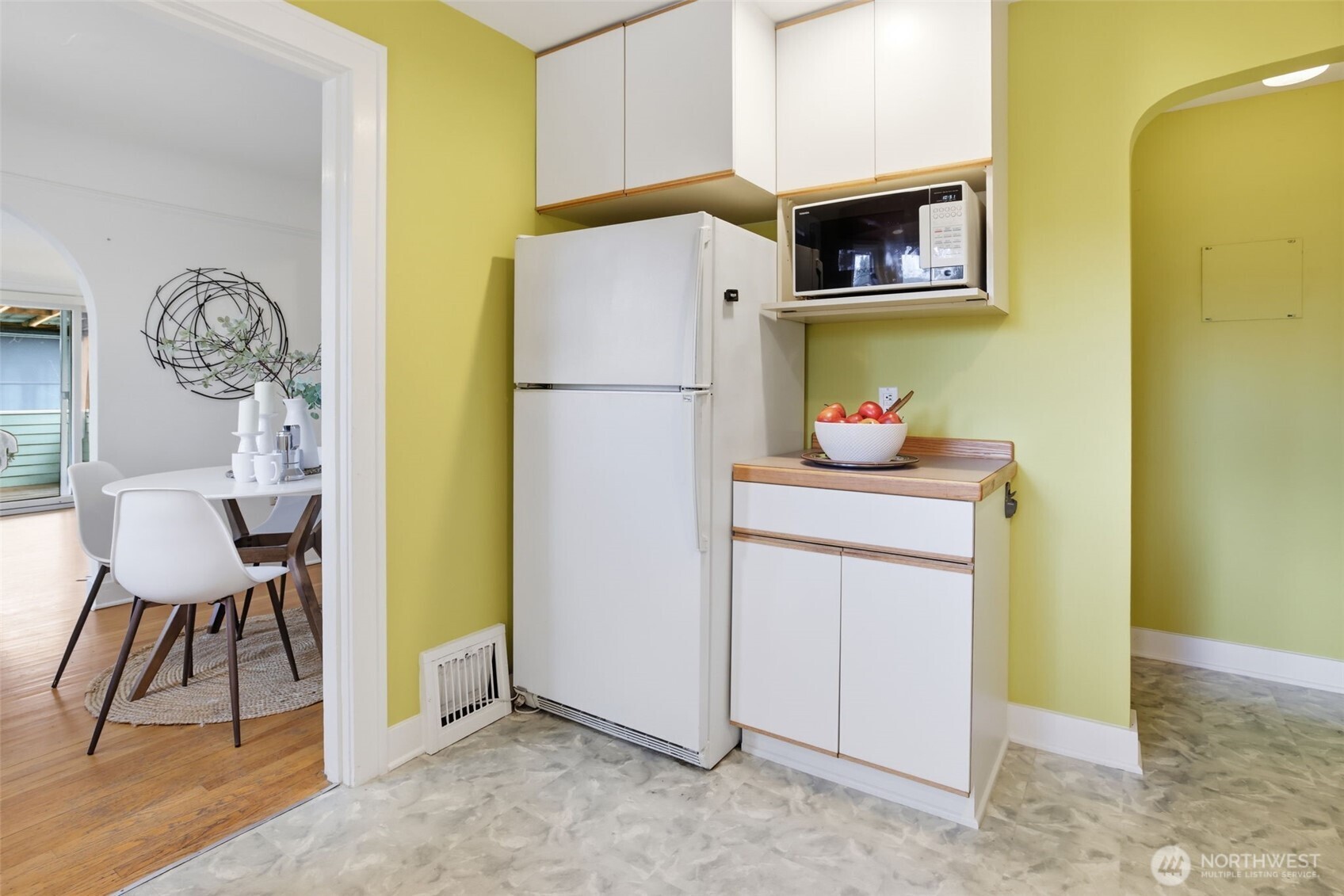 5401 S Angeline Street #102, Seattle, WA 98118-1534