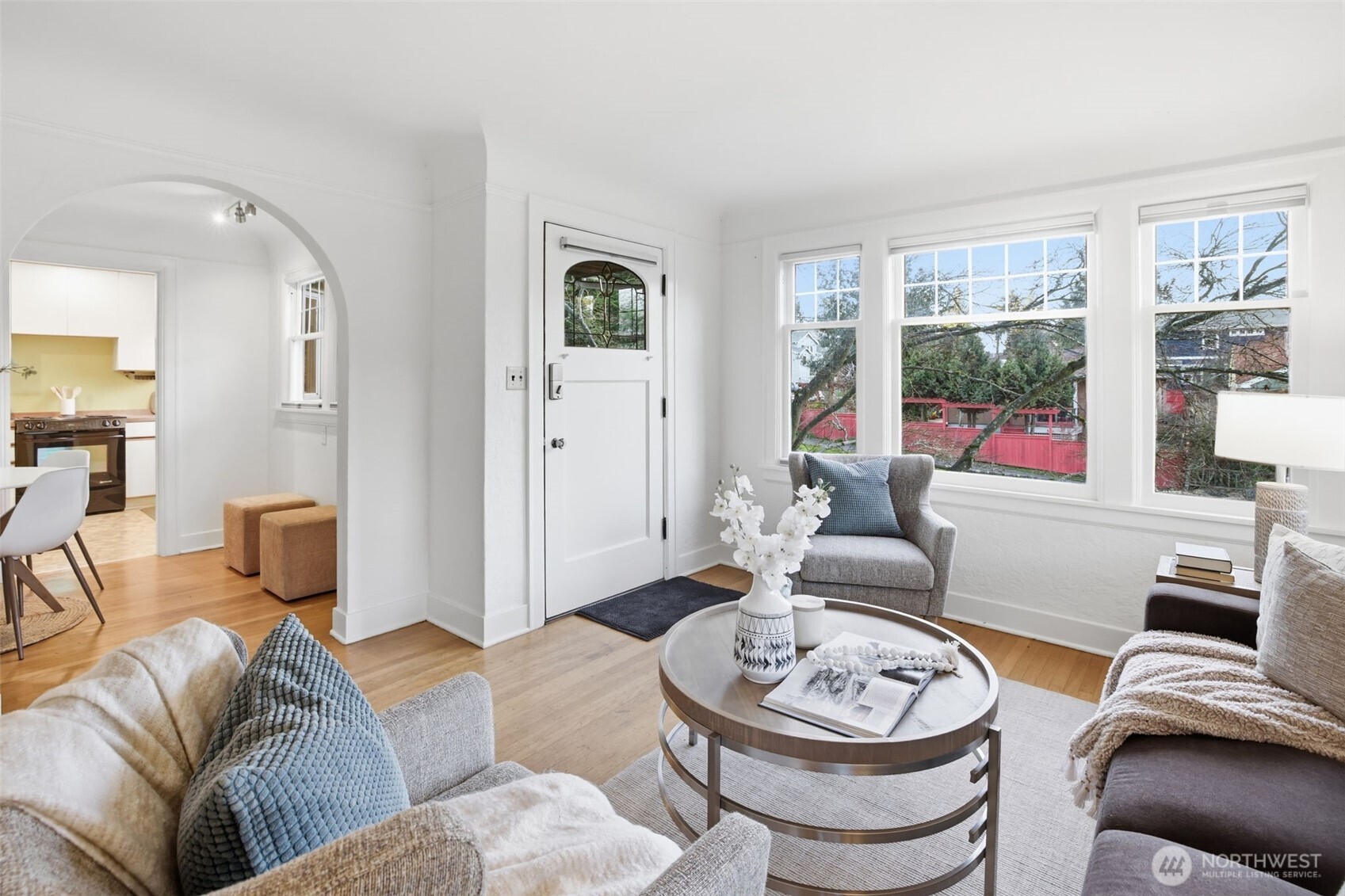 5401 S Angeline Street #102, Seattle, WA 98118-1534