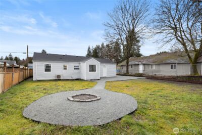 817 114th Street S, Tacoma, WA 98444 - Photo 21