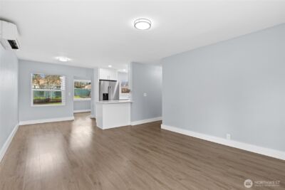 817 114th Street S, Tacoma, WA 98444 - Photo 4