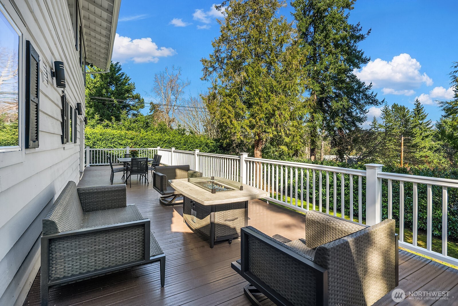 2650 79th Avenue NE, Medina, WA 98039