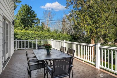 2650 79th Avenue NE, Medina, WA 98039 - Photo 18