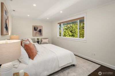 2650 79th Avenue NE, Medina, WA 98039 - Photo 20