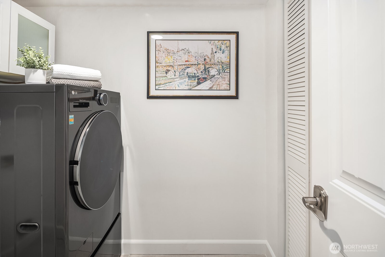 2650 79th Avenue NE, Medina, WA 98039