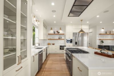 9234 NE 25th Street , Clyde Hill, WA 98004 - Photo 21