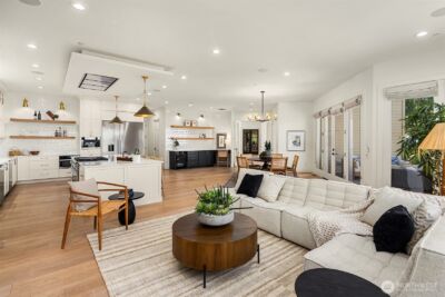 9234 NE 25th Street , Clyde Hill, WA 98004 - Photo 25