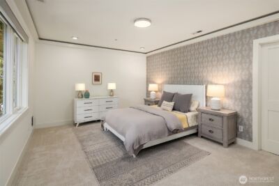 9234 NE 25th Street , Clyde Hill, WA 98004 - Photo 34