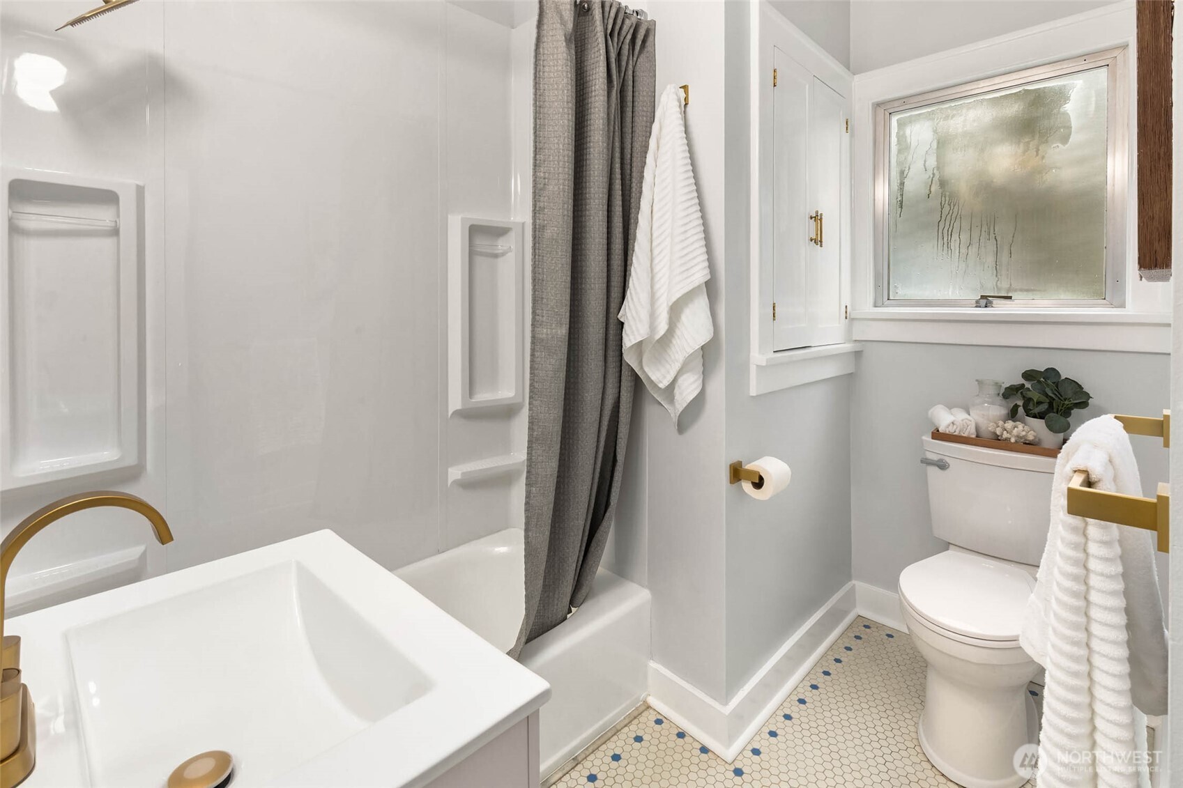 543 N 81st Street , Seattle, WA 98103