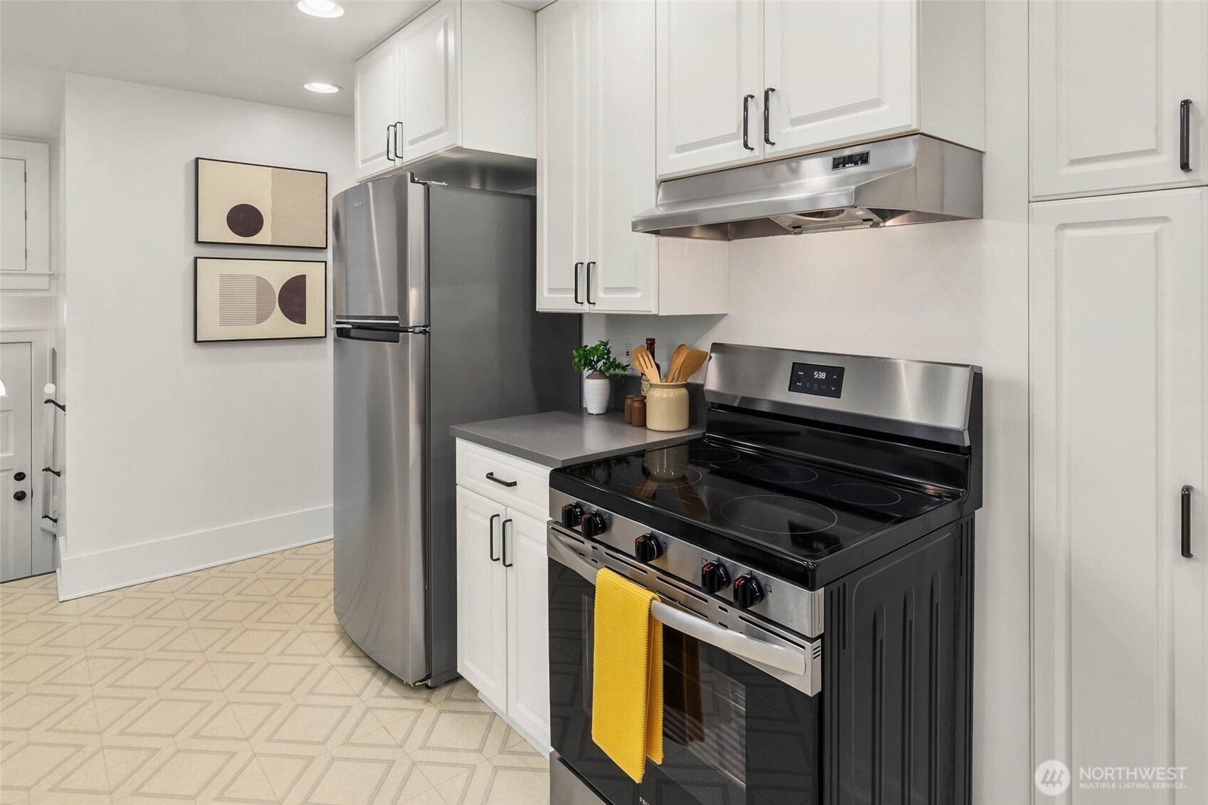 543 N 81st Street , Seattle, WA 98103