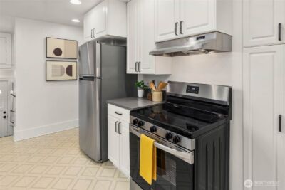 543 N 81st Street , Seattle, WA 98103 - Photo 10