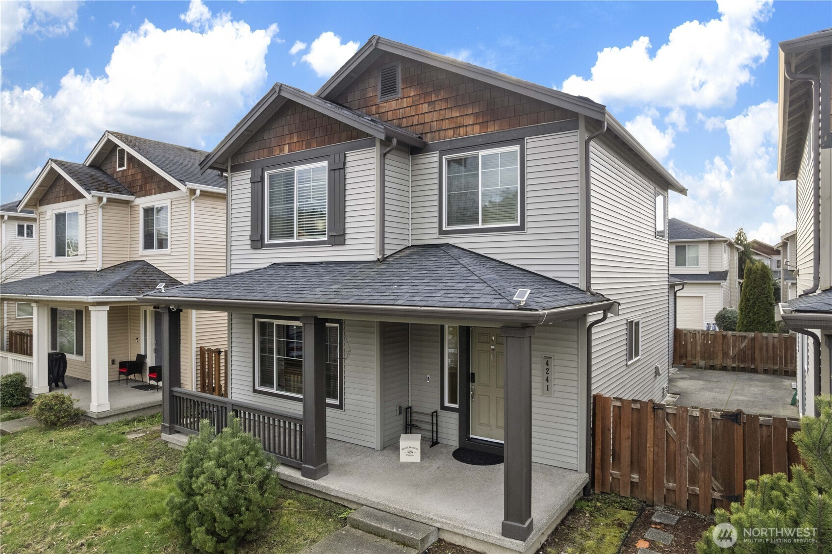 4241 Q St NE, Auburn, WA 98002