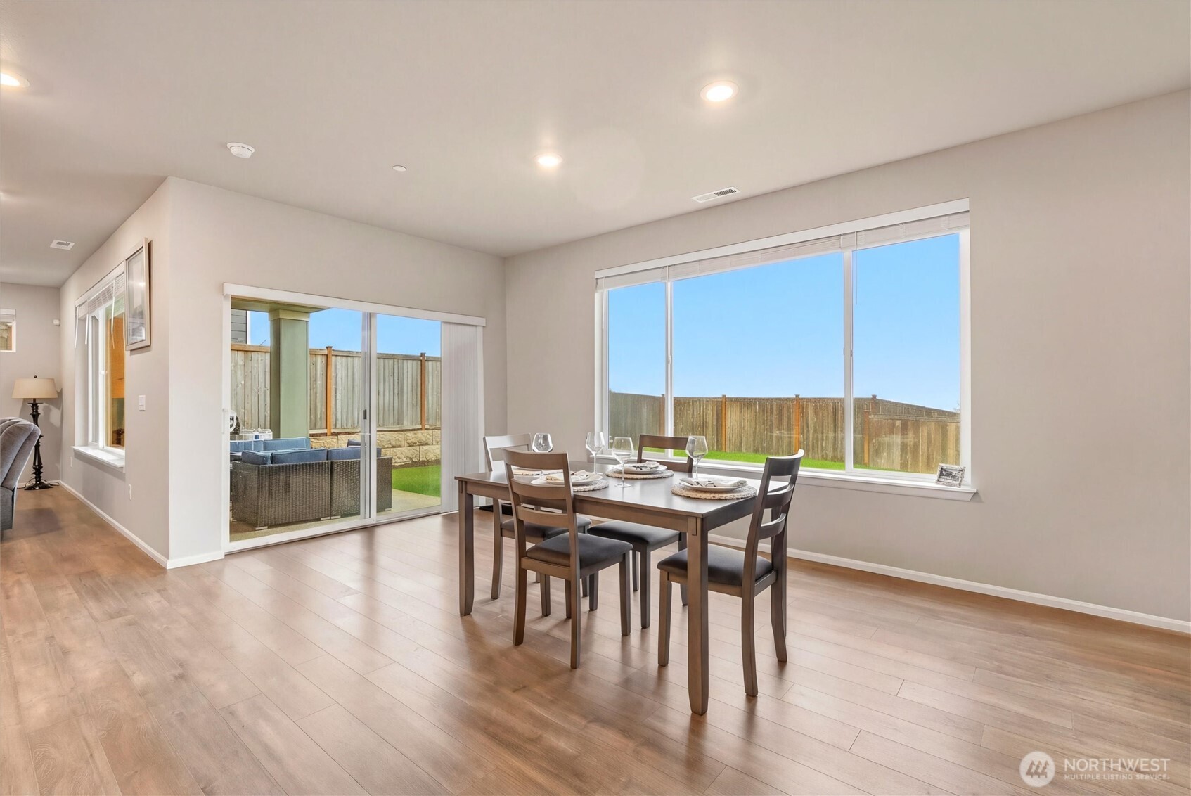 1323 Baker Heights Loop , Bremerton, WA 98312