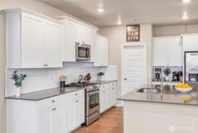 1323 Baker Heights Loop , Bremerton, WA 98312 - Photo 6