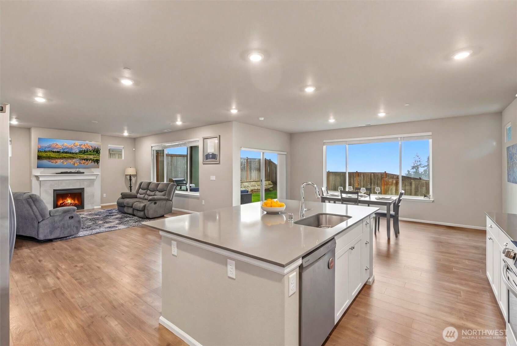 1323 Baker Heights Loop , Bremerton, WA 98312