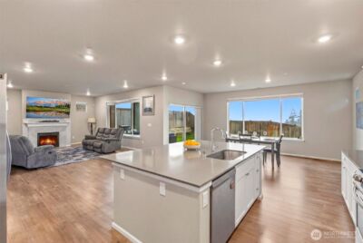 1323 Baker Heights Loop , Bremerton, WA 98312 - Photo 8