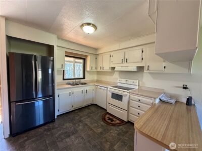 144 Tveit Road , Sekiu, WA 98381 - Photo 17