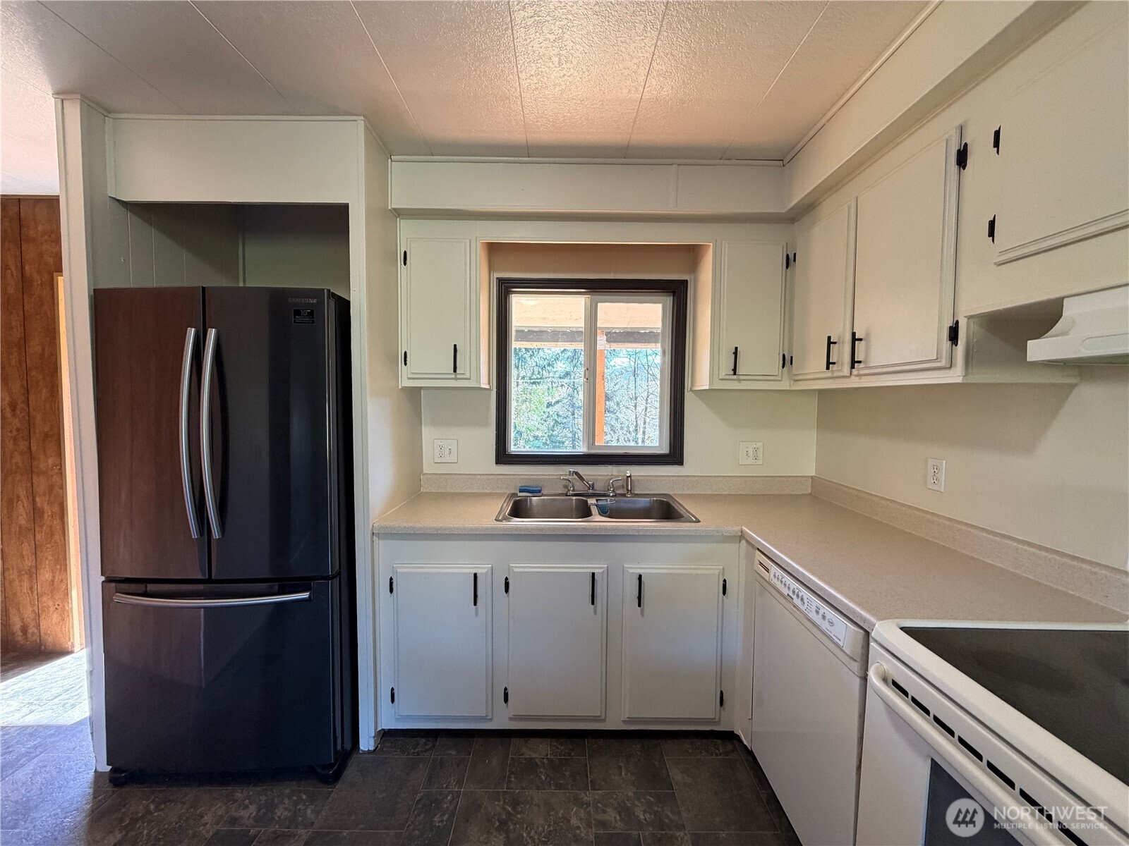 144 Tveit Road , Sekiu, WA 98381