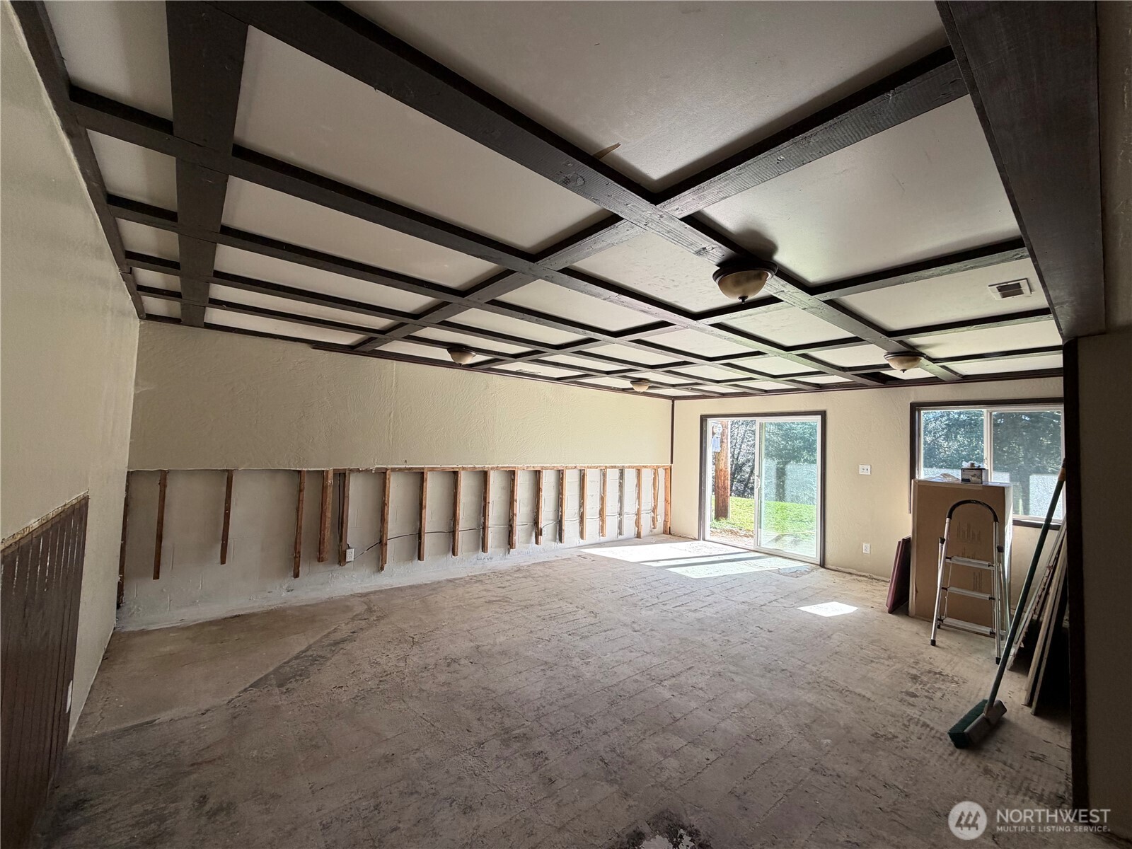 144 Tveit Road , Sekiu, WA 98381