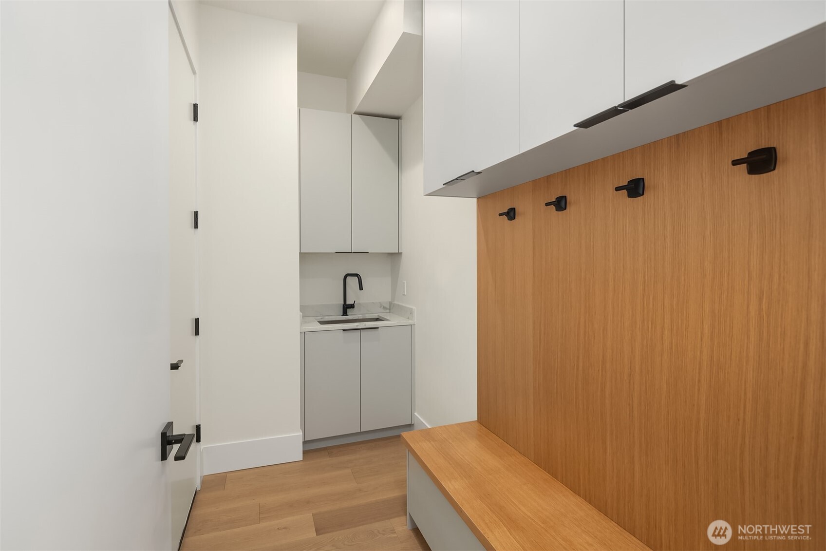 7611 NE 12th Street , Medina, WA 98039