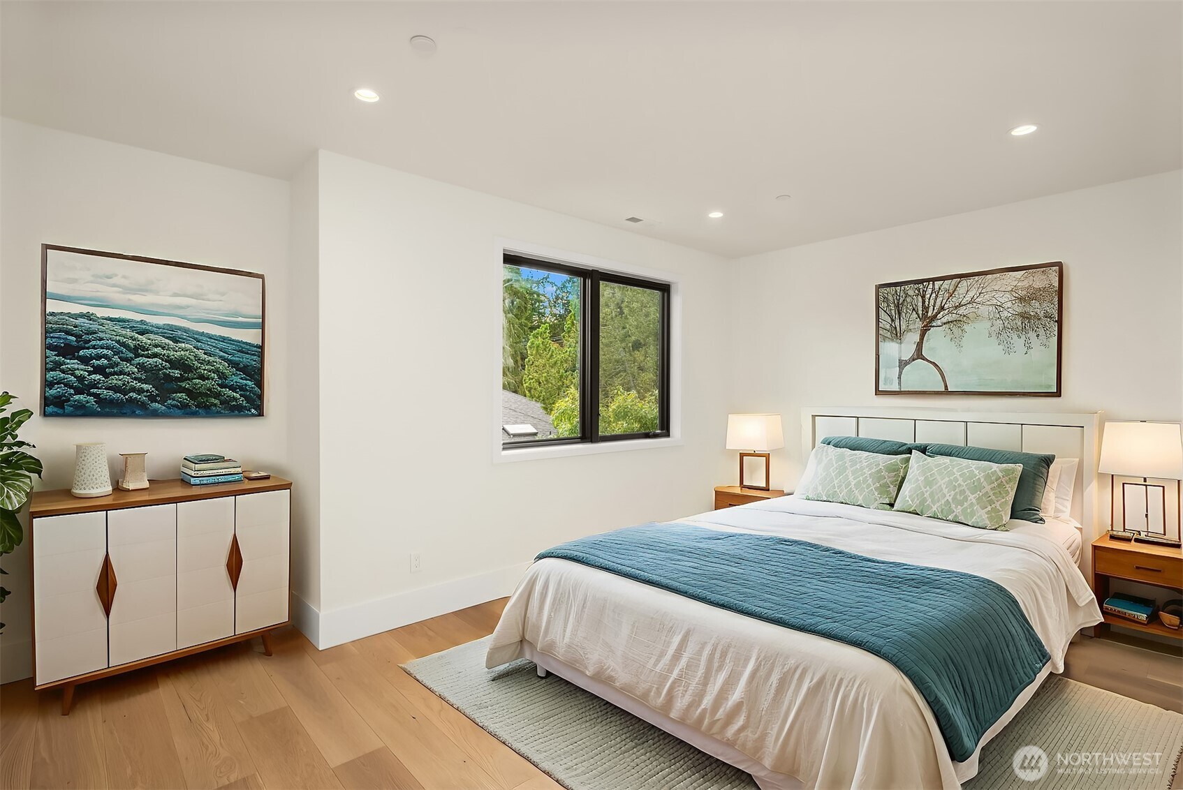 7611 NE 12th Street , Medina, WA 98039