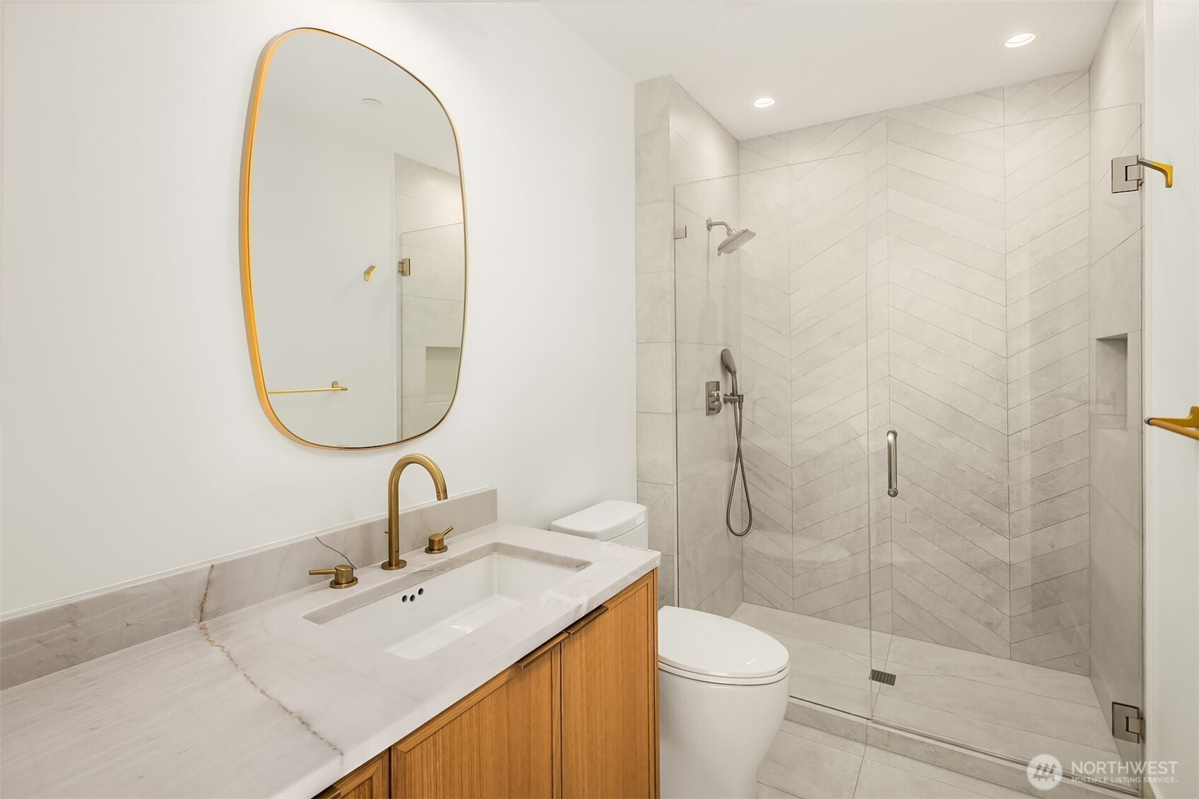 7611 NE 12th Street , Medina, WA 98039