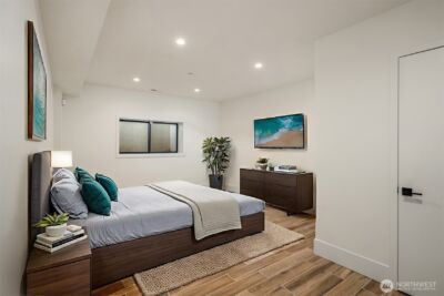 7611 NE 12th Street , Medina, WA 98039 - Photo 34