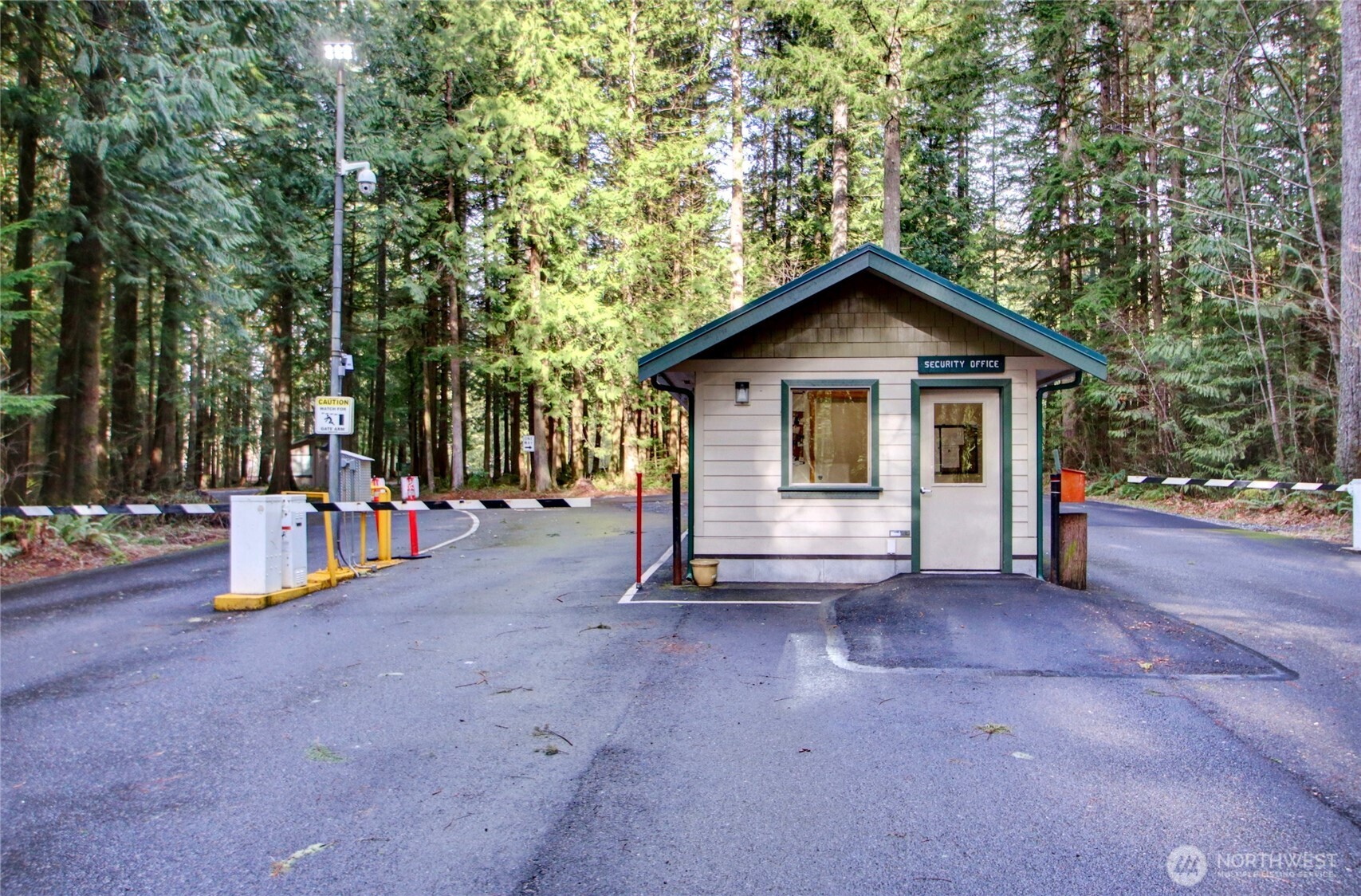 20 Goldrush Road , Deming, WA 98244