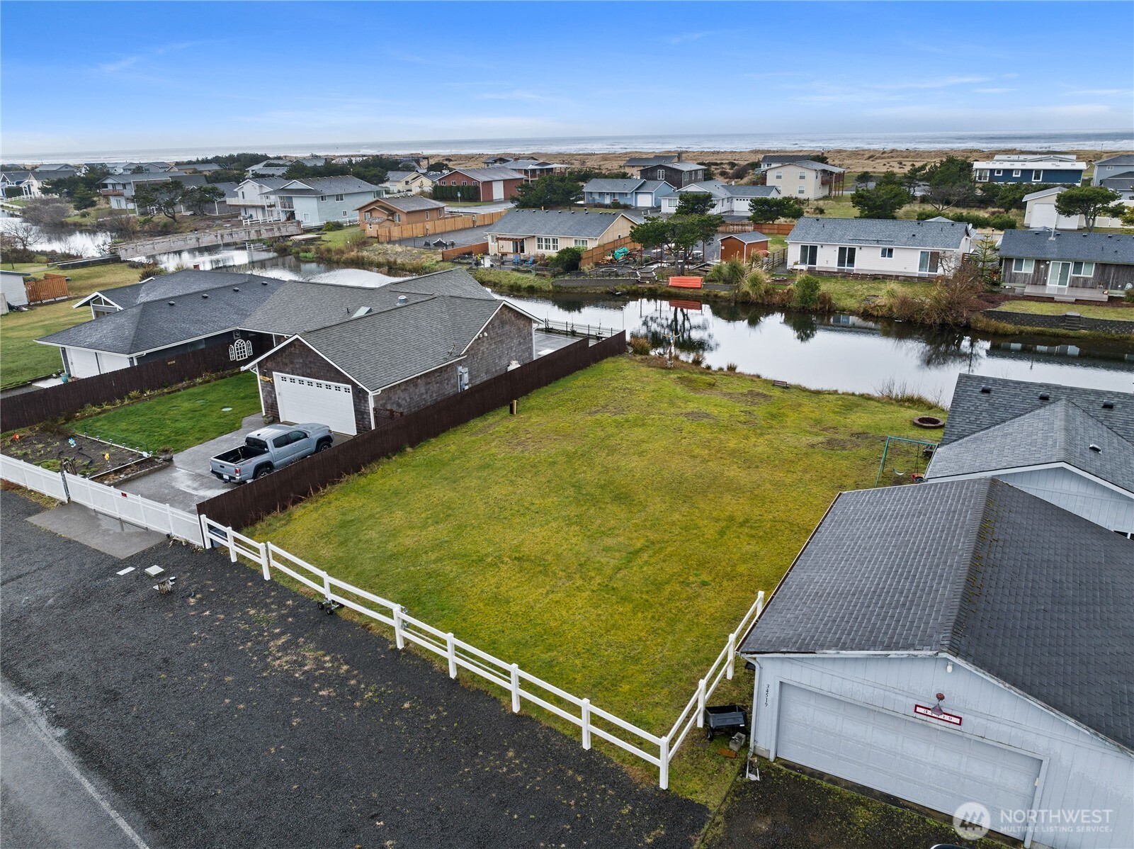 34515 I Street , Ocean Park, WA 98640