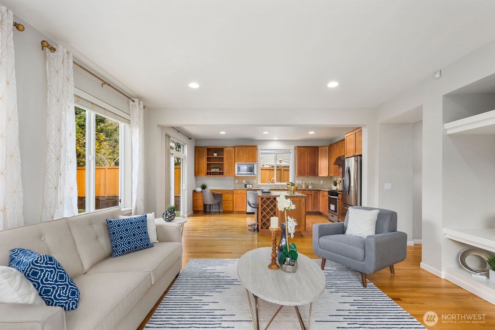 5620 NE 6th Place , Renton, WA 98059-4983