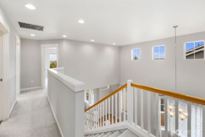 5620 NE 6th Place , Renton, WA 98059-4983 - Photo 18