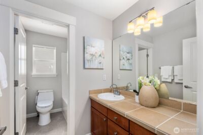 5620 NE 6th Place , Renton, WA 98059-4983 - Photo 25