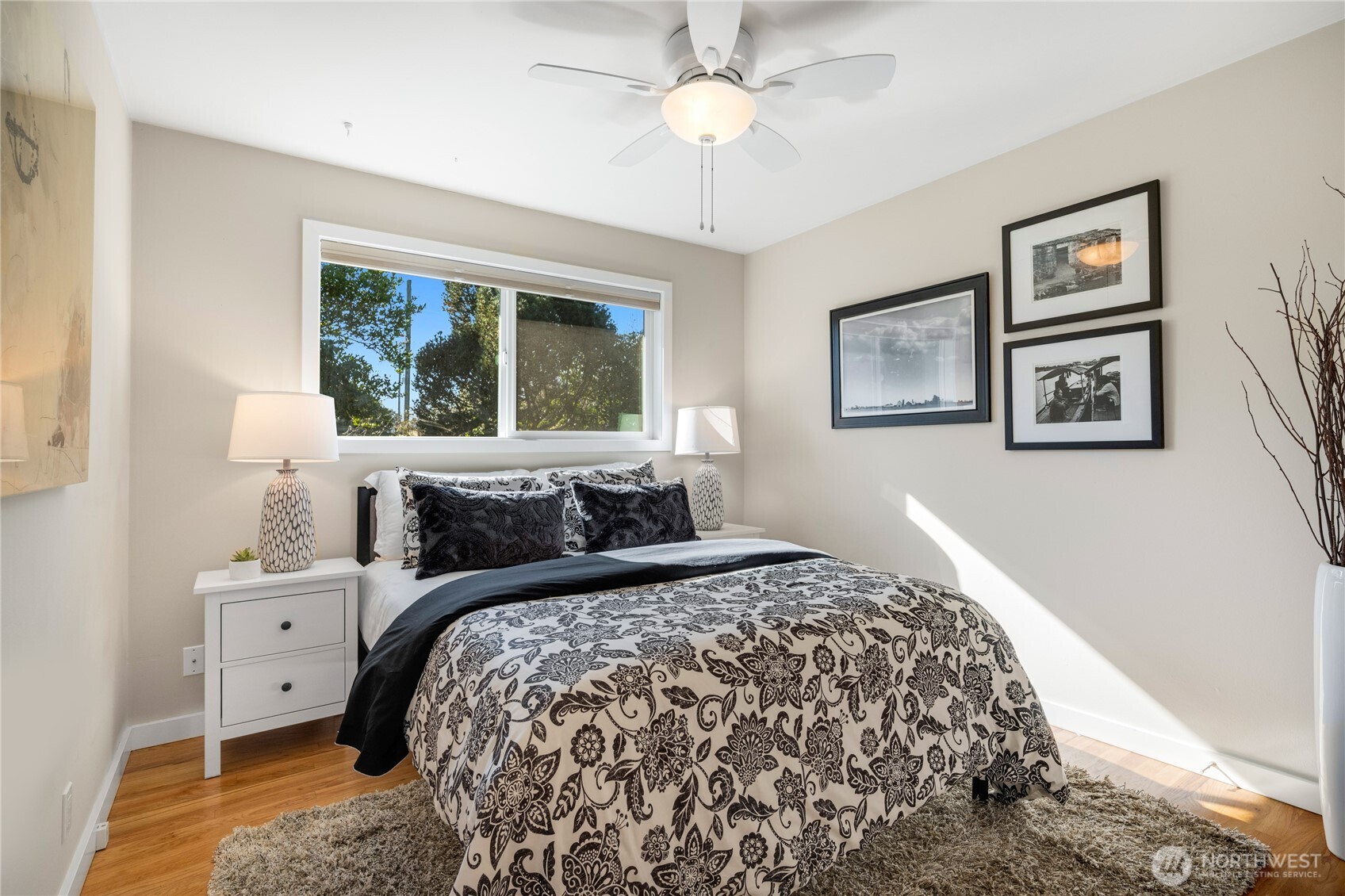 2415 W McGraw Street , Seattle, WA 98199