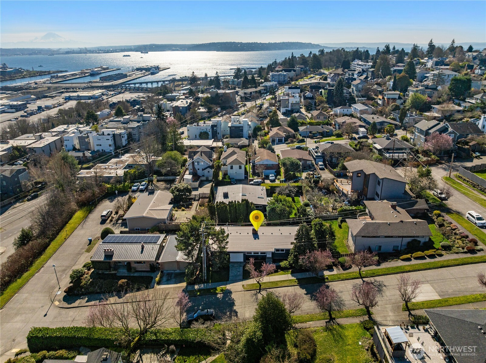 2415 W McGraw Street , Seattle, WA 98199