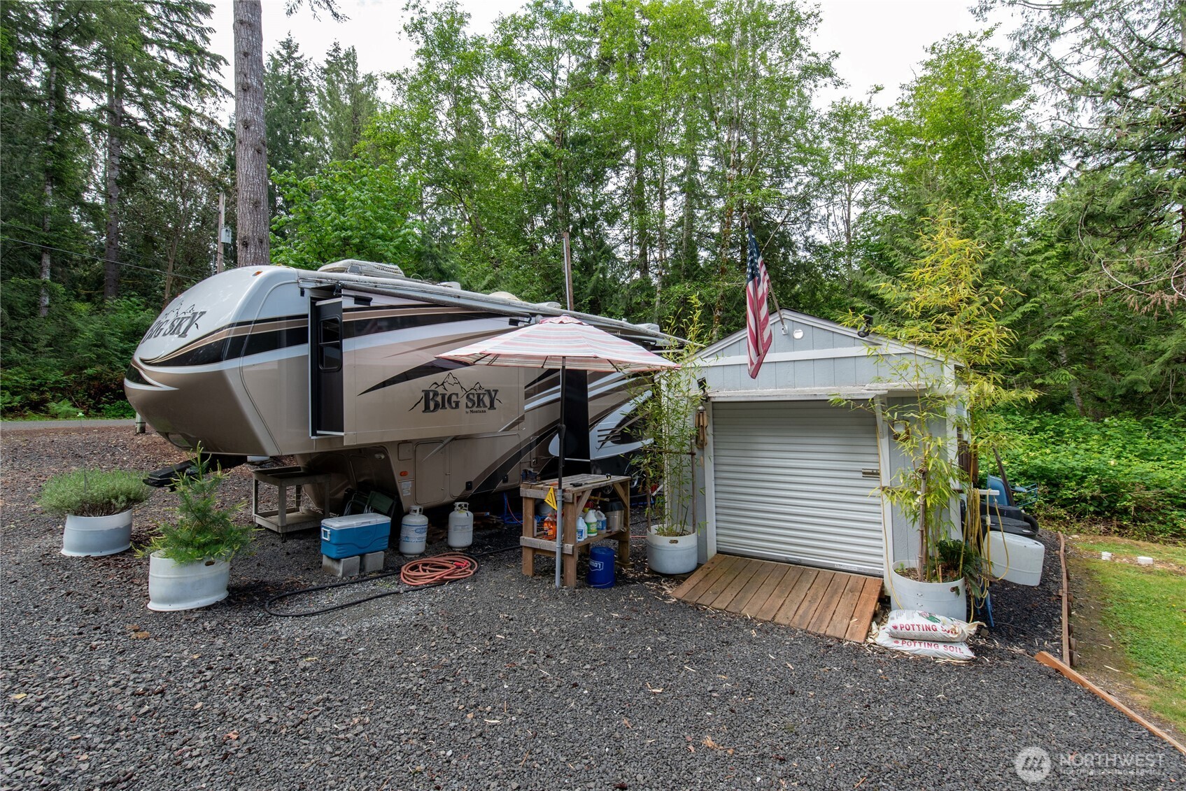 151 E Hillside Drive , Belfair, WA 98528