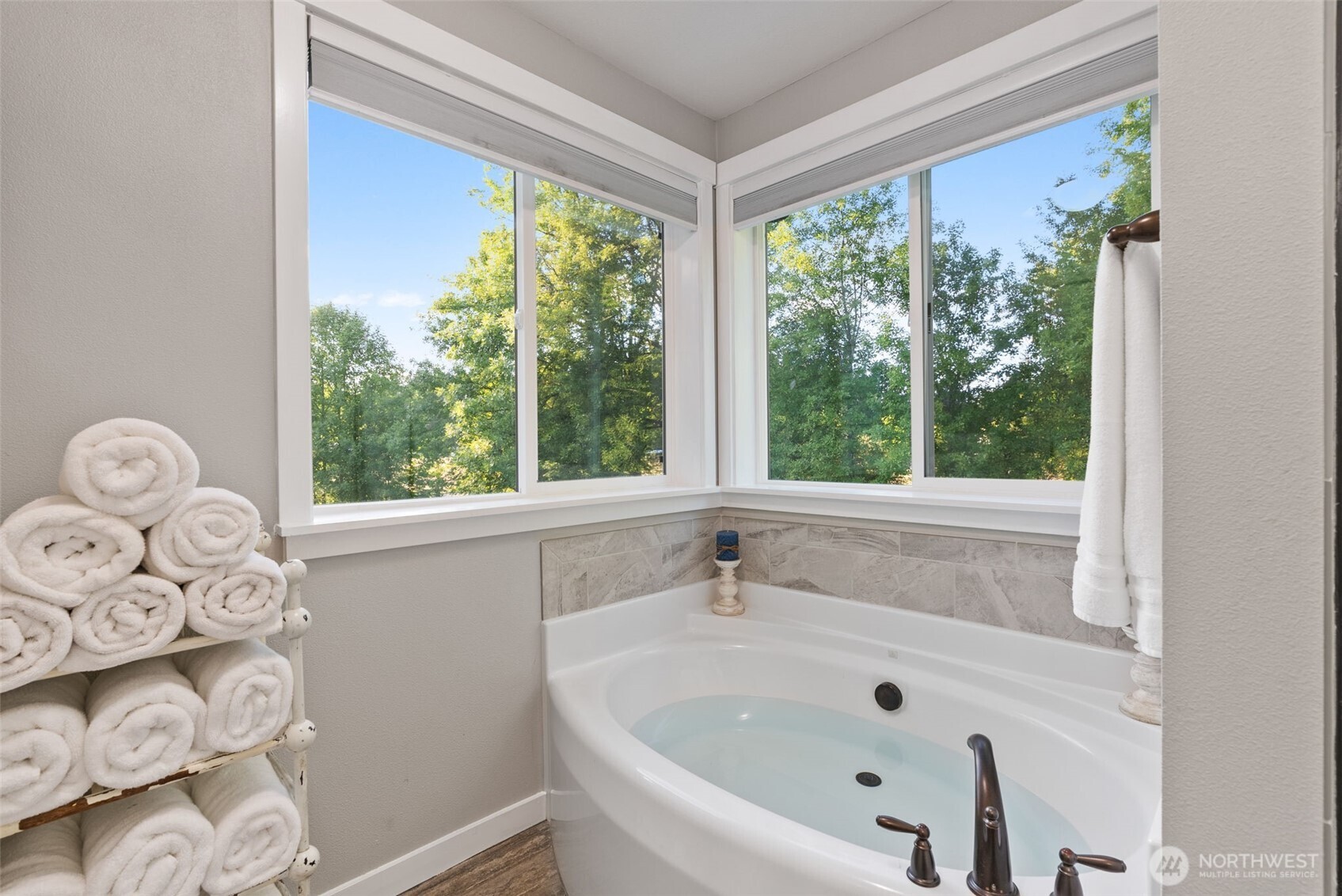 4555 NE 242nd Avenue , Vancouver, WA 98682