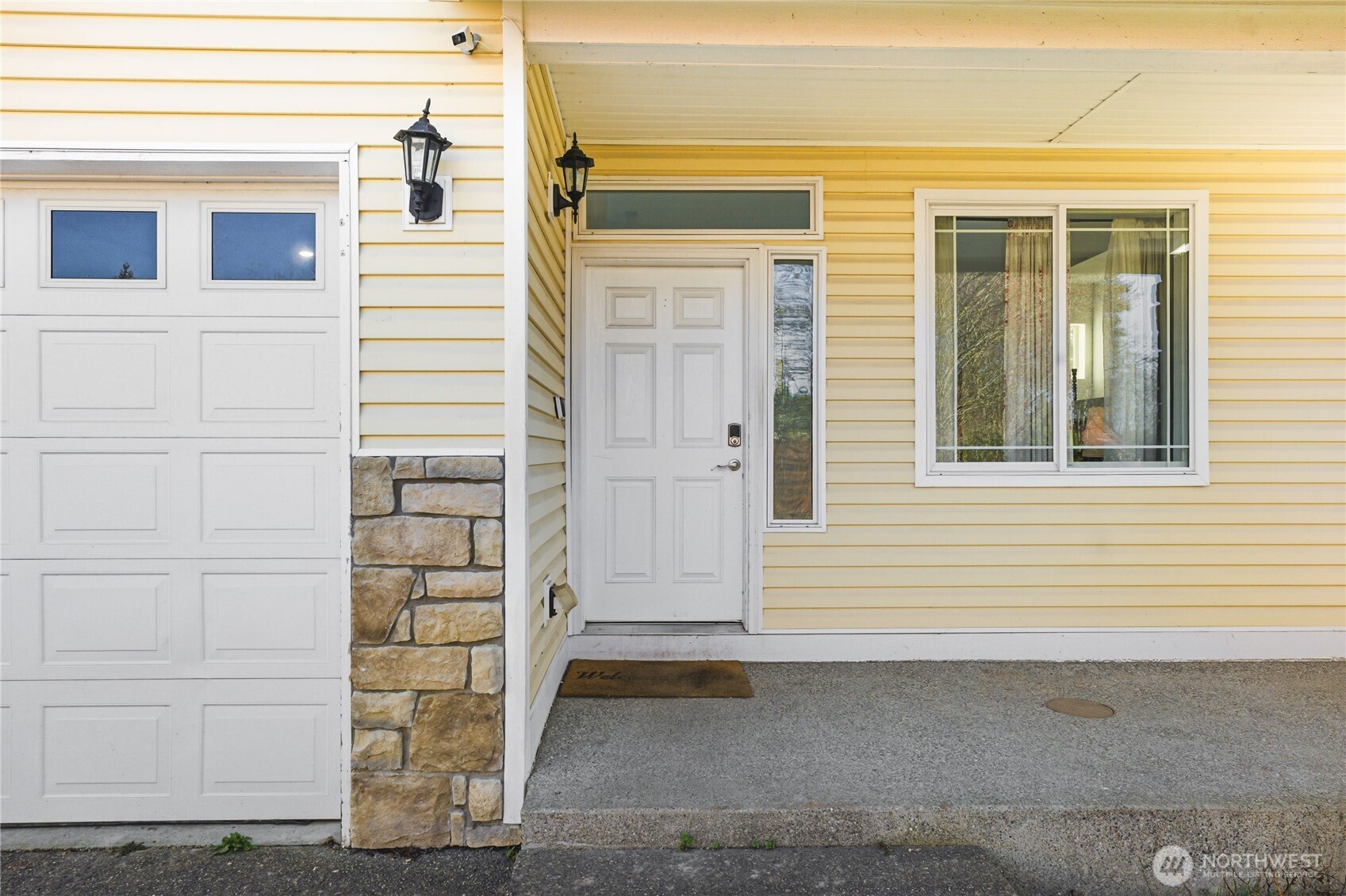 10430 13th Avenue Ct E, Tacoma, WA 98445