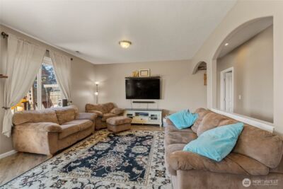 800 S Hamilton Road , Moses Lake, WA 98837 - Photo 4