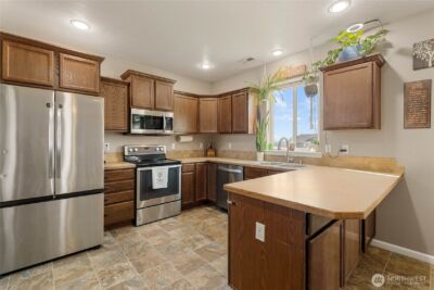 800 S Hamilton Road , Moses Lake, WA 98837 - Photo 9