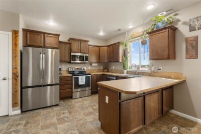 800 S Hamilton Road , Moses Lake, WA 98837 - Photo 10