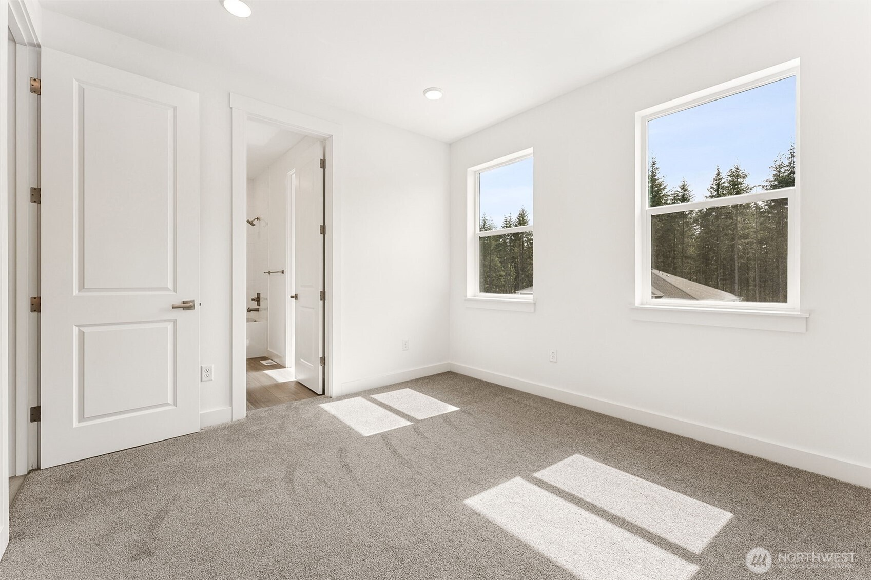 15710 210th Avenue E #311, Bonney Lake, WA 98391