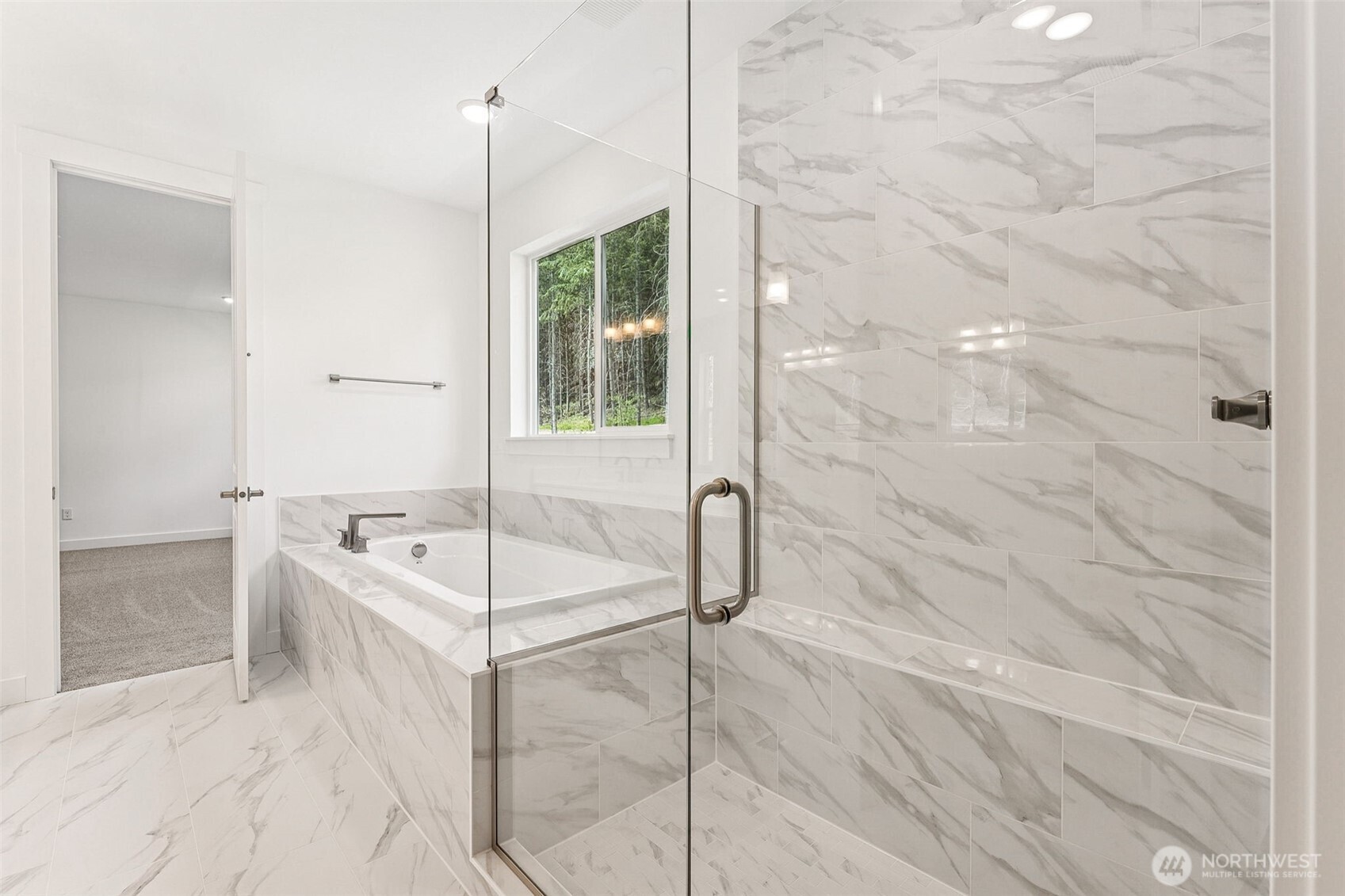 15710 210th Avenue E #311, Bonney Lake, WA 98391