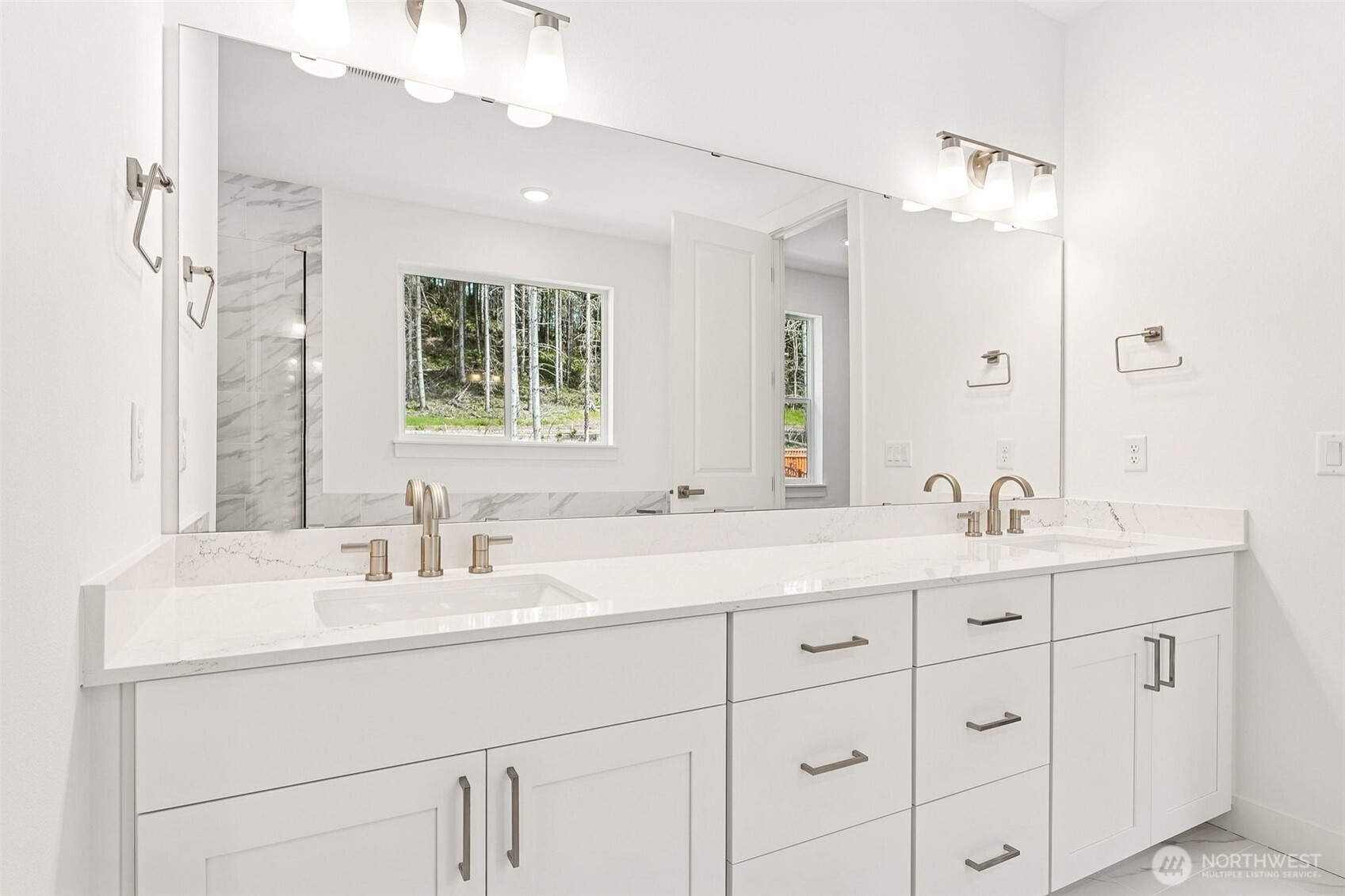 15710 210th Avenue E #311, Bonney Lake, WA 98391